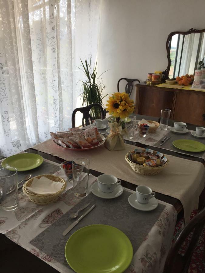سارزانا B&B Del Viaggiatore المظهر الخارجي الصورة