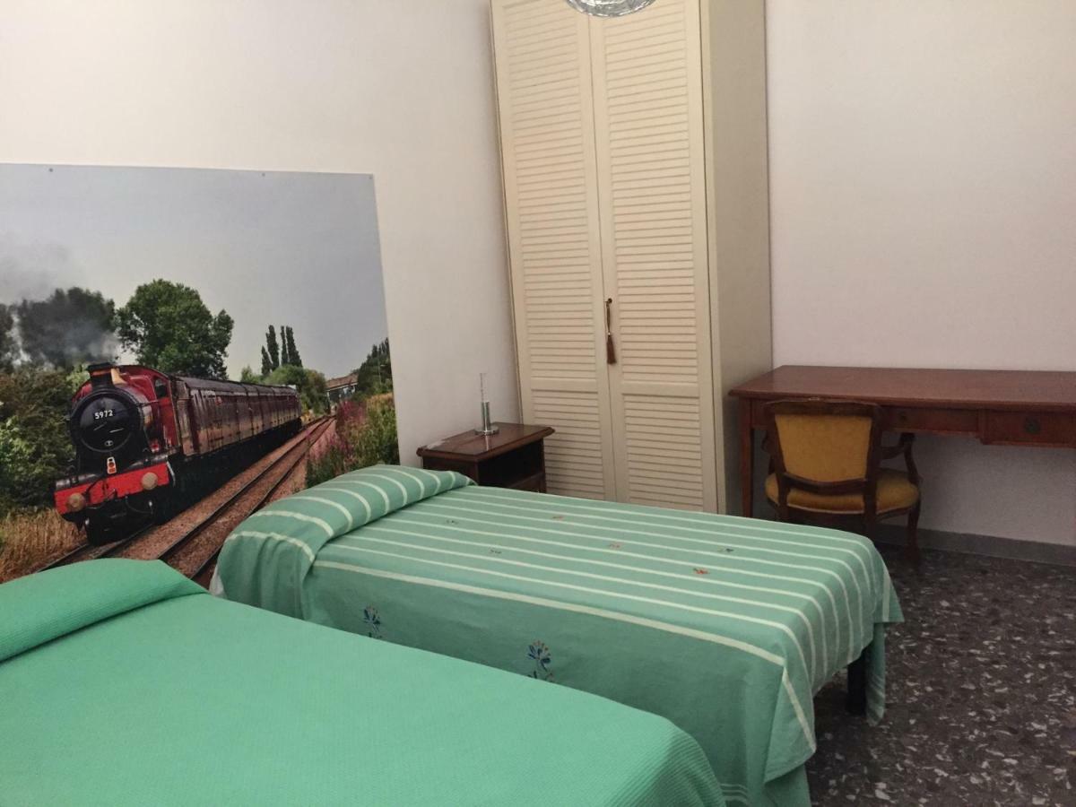 سارزانا B&B Del Viaggiatore المظهر الخارجي الصورة